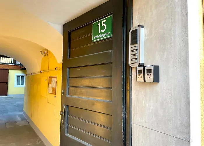 Urban Living - 4 Self Check-in Apartamento Graz